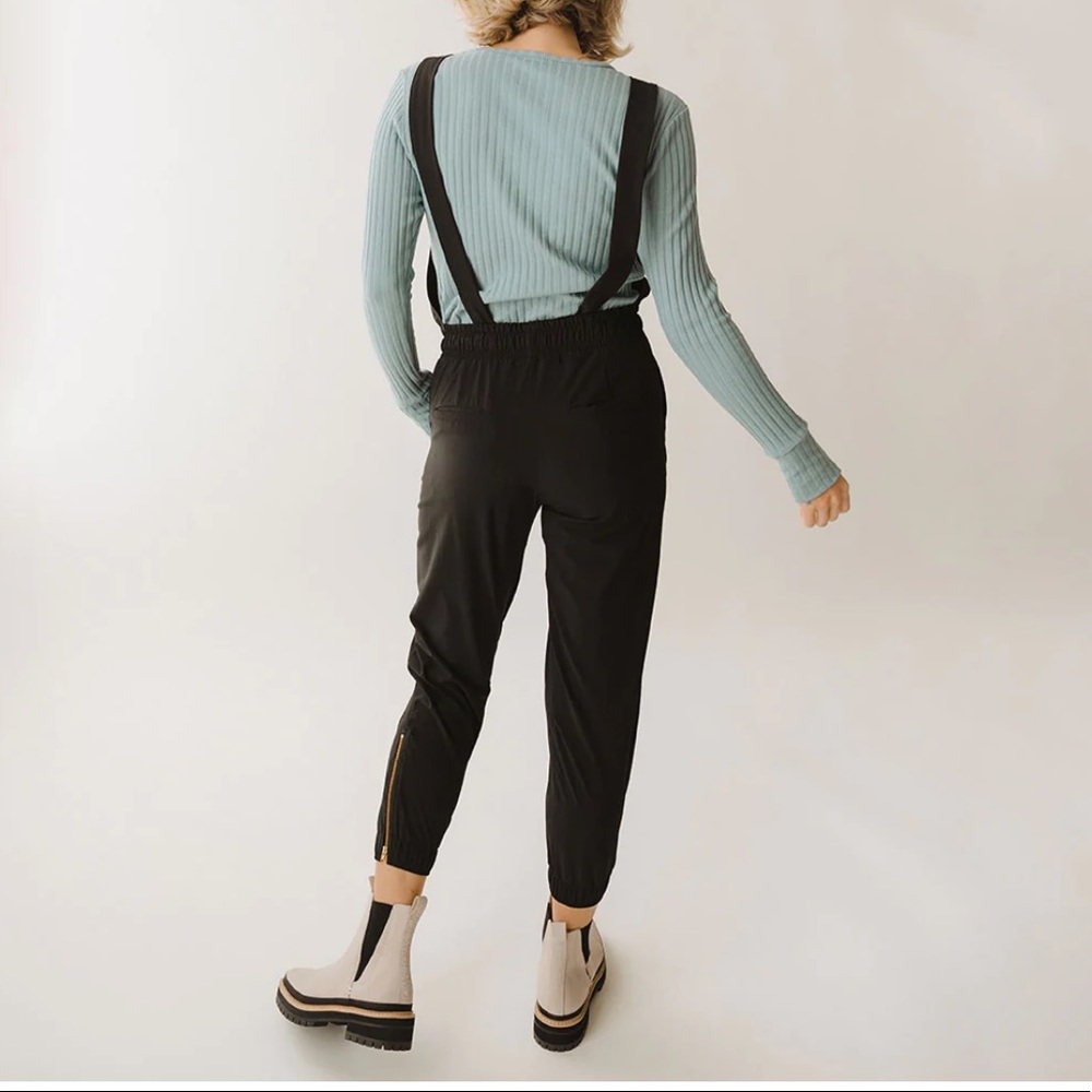 NWOT Albion Fit Black Classic Overall Jumpsuit - Picture 5 of 15